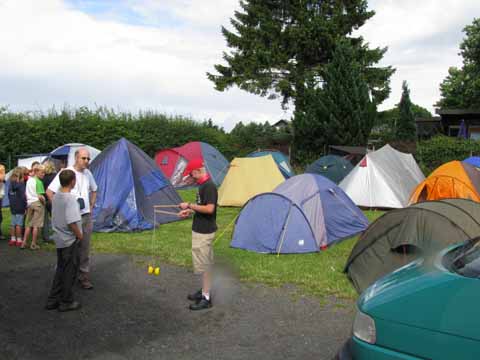 Unser Zeltlager vor dem Clubhaus
