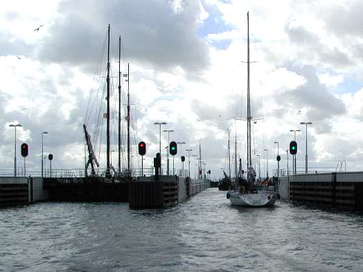 neue Schleuse Enkhuizen