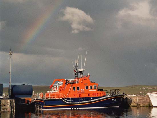 Rettungsboot (lifeboats) im Small Boat Harbour