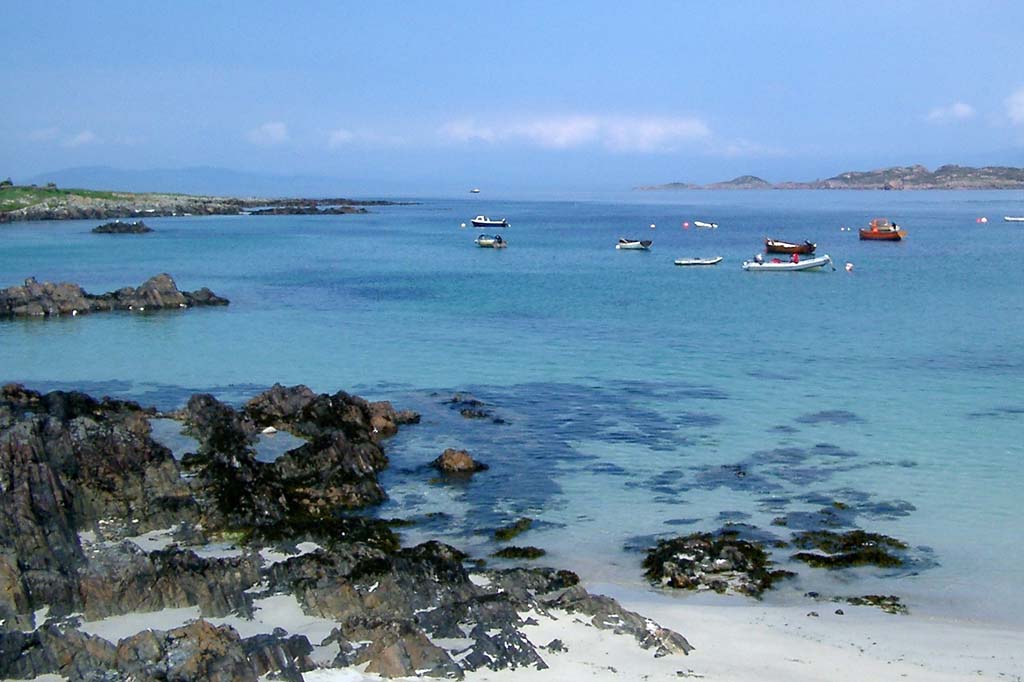 Sound of Iona - Links Iona, rechts Mull